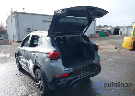 2025 Buick Encore Gx Sport Touring Awd z USA, uszkodzony, nr VIN KL4AMESL1SB198005